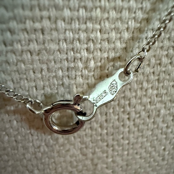 Elegant Sterling Silver Necklace - Picture 2 of 2